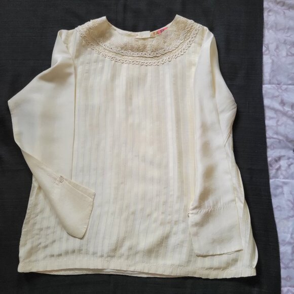 2 Pcs April Cornell Soft Beige Off White Brocade and Pleated Blouse - Picture 2 of 2